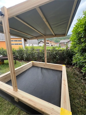 SPIELWERK  Sandkasten 140 x 140  Fritzi    so gut wie neu Bild 2