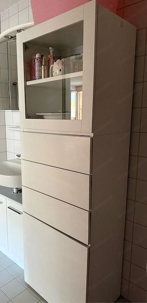 Küchenschrank Bild 4