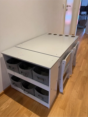 Kindertisch Bild 4