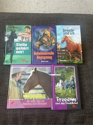 5 Bücher Ponyclub, verschiedene Autoren