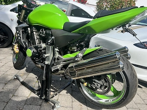 Kawasaki Z1000 Bj 2003 Bild 4