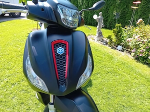 Piaggio Medley ABS- Sport Roller   Scooter Bild 5