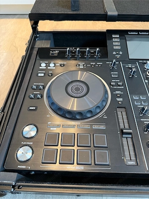 Pioneer XDJ-RX2 DJ Standalone Mixer Bild 2