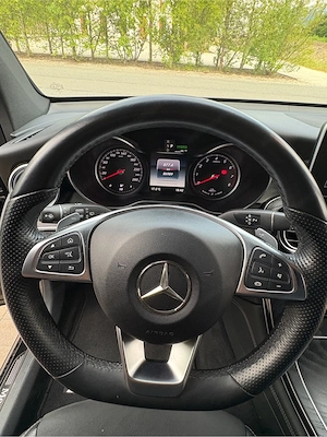 Mercedes-Benz GLC-Klasse 350e  AMG LINE Schwarz Schwarz 20" Felgen SUV  Bild 6