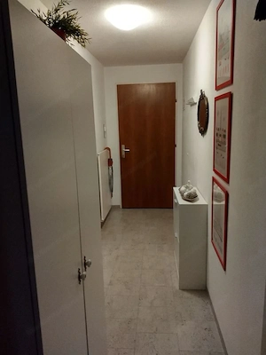 Kleinwohnung im Zentrum von Höchst zu vermieten ! Bild 4