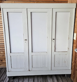 Alter Schrank, Kasten
