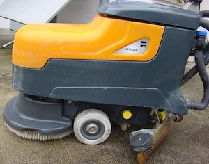 Voll funktionsfähige TASKI-Swingo 455 TypeCO455. OX Scheuersaugmaschine Boden-Nassreinigungsmaschine Bild 3