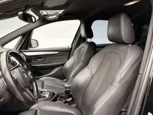BMW 220d Xdrive M Sport 7-Sitzer Baujahr 2 2017 KM 185.550 Bild 2