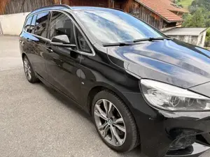 BMW 220d Xdrive M Sport 7-Sitzer Baujahr 2 2017 KM 185.550 Bild 3