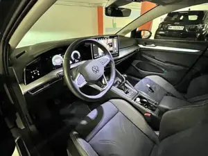 VW Golf Kombilimousine Bild 3