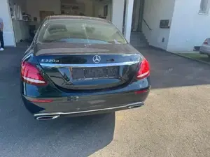 E220d Automatik Bild 2