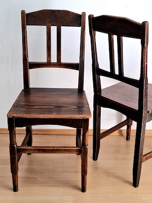 2 Stück alte Stühle | Vintage