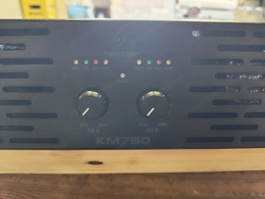 Behringer KM760   PA Endstufe   Verstärker Bild 2