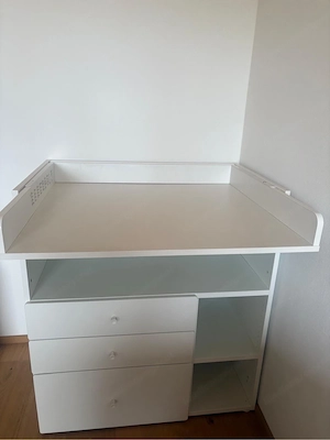 Wickeltisch Bild 3