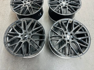 AnzeigeJR21 8,5J x 20 Zoll ET35 5x112 Schwarz Alufelgen Bild 6