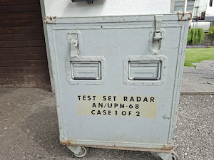 alte Transportbox für Radar
