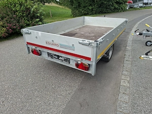 Anhänger gebremst 1350kg gebraucht Bild 2
