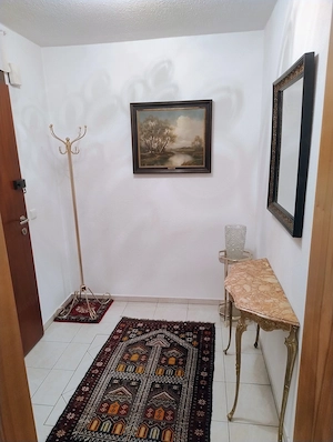 Eigentumswohnung 2 Zimmer möbliert zu verkaufen Bild 2