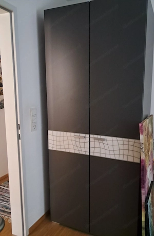 Eckschrank und Regal und 2 türiger Schrank  Bild 2
