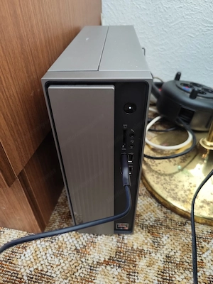 Lenovo IdeaCentre 3 Komplett-PC mit 23" Acer Monitor, Lautsprechern, Tastatur und Maus Bild 2