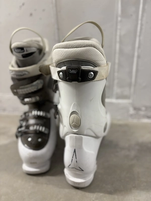 Atomic Skischuhe Damen Bild 3