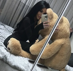 Hallo ich bin Haziran  Bild 4