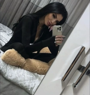 Hallo ich bin Haziran  Bild 5