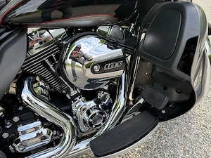 Harley Davidson Road Glide Ultra 103 CUI Bild 9
