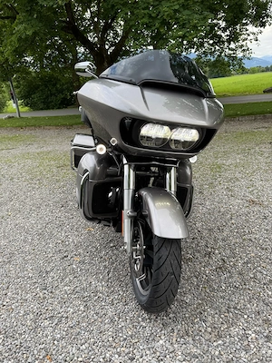 Harley Davidson Road Glide Ultra 103 CUI Bild 6
