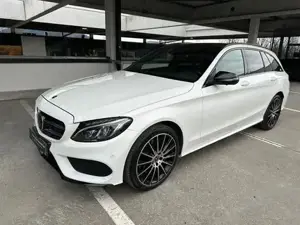 Mercedes C400 AMG Line Bild 4