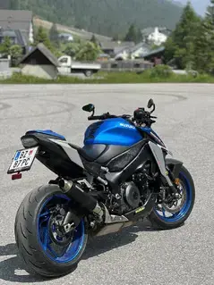 Gut gepflegtes Motorrad zu verkaufen  Bild 3
