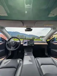 Tesla Model 3 Bild 9