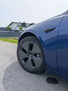 Tesla Model 3 Bild 6