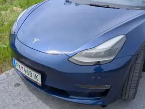 Tesla Model 3 Bild 4