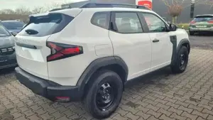 Dacia Duster ECO-G 100 III 100+Radio+Klima+PDC 74 kW (101 PS... Bild 4
