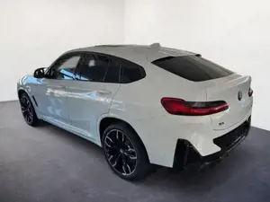 BMW X4 M40 i /PANO-DA/AHK/LED/21Z/M-SITZE/ 265 kW (360 PS), Automatik, Allrad Bild 4