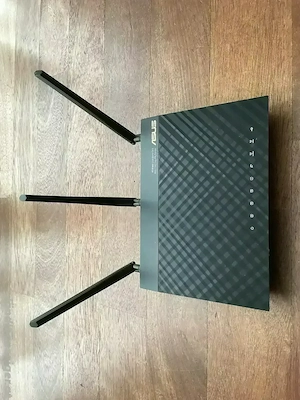 Router Asus RT-AC66U 