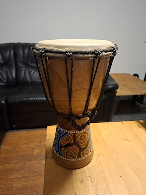 Afrika- Ägypten-Deko Set aus Holz   Maske, Anubis-Figur, Djembe & Elefanten-Buchstützen