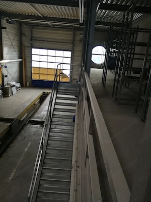 Werkstatt-   Lagerhalle zu vermieten Bild 2