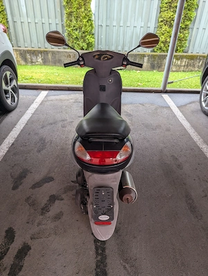 Peugeot Vivacity 50 Bild 2
