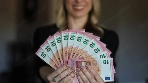 Kredit: Finanzierung für Privatpersonen und Unternehmen