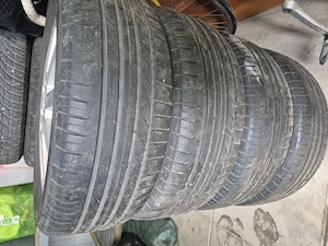 4 Stk Aluräder mit Nokian Sommerreifen 205 55 16 (1 Reifen defekt) ZU VERSCHENKEN Bild 2