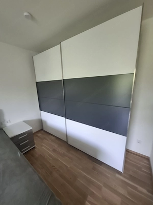 Neuwertige Möbel  Bild 4