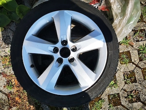 Reifen , waren auf einem Opel Meriva  Bild 2