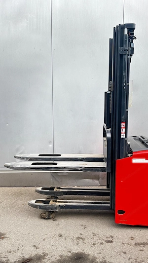 Linde L12 Hochhubwagen Ameise Lager Initialhub netto 5470  Bild 4