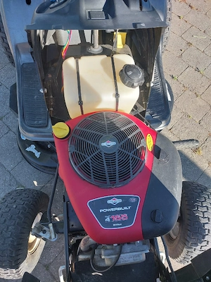 Verkaufe Rasentraktor  Bild 2