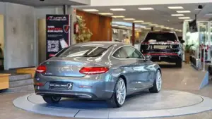 Mercedes-Benz C 220 Bild 7