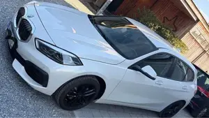 Bmw 1er 118i  Bild 2