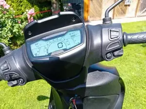 Piaggio Medley ABS- Sport Roller   Scooter Bild 9
