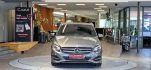 Mercedes-Benz B 180 Bild 2